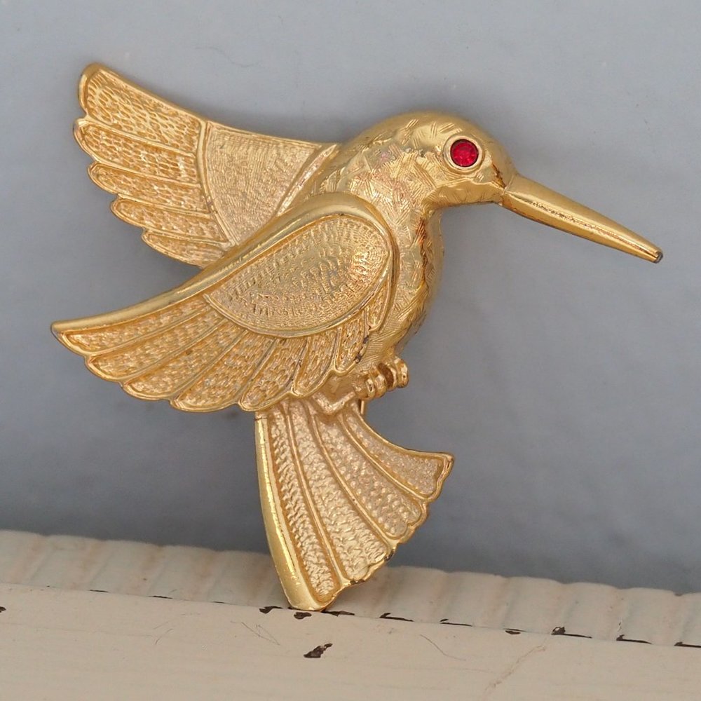 Hummingbird Brooches - Picture 6 of 10